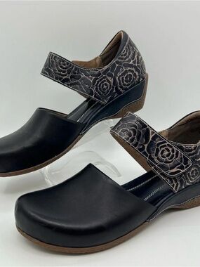NEW NEVER WORN SPRINGSTEP L’ARTISTE SZ 36  women’s 6  Black w Taupe orig $130